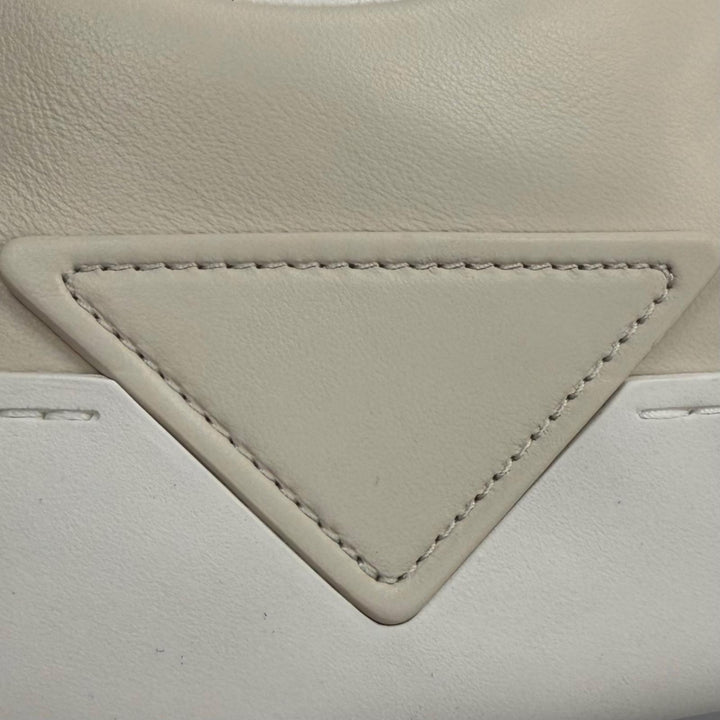 Excellent PRADA sneakers triangle logo triangle plate Chalk white 9 2EE483
