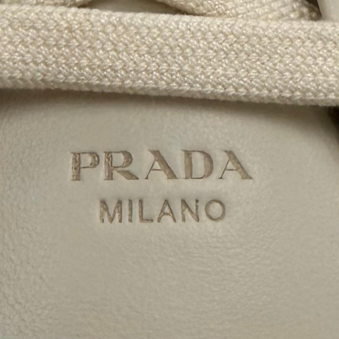 Excellent PRADA sneakers triangle logo triangle plate Chalk white 9 2EE483