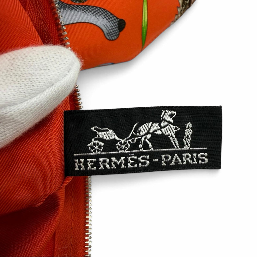 Great HERMES Shoulder Bag La Marche du Zambezi (The Zambezi River March) silk