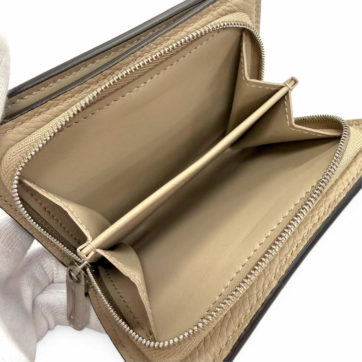 Pristine LOUIS VUITTON Bifold Wallet Portefeuille Claire Mahina Women M80817