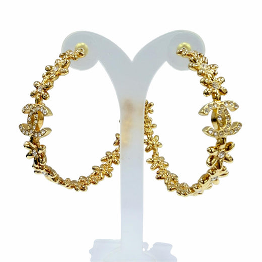 Great CHANEL Pierce COCO Mark Flower Rhinestone Hoop Earrings (Accessory) I32A