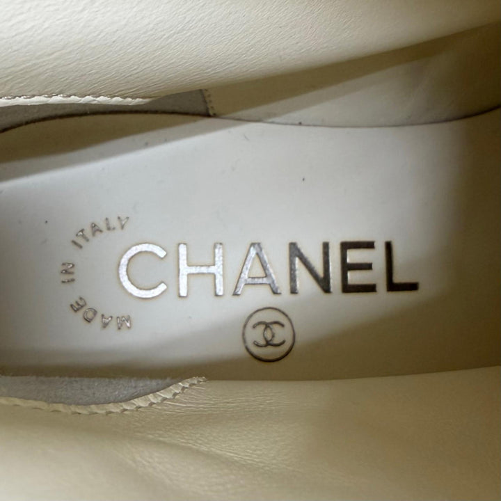 Excellent CHANEL short boots COCO Mark Eco Pearl Leather Ivory 35.5 G33188