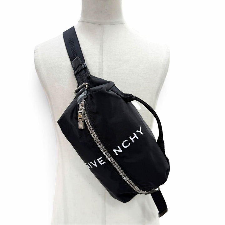 Excellent GIVENCHY Sling bag Logo 4G Zip black Nylon mens BKU038K1JE