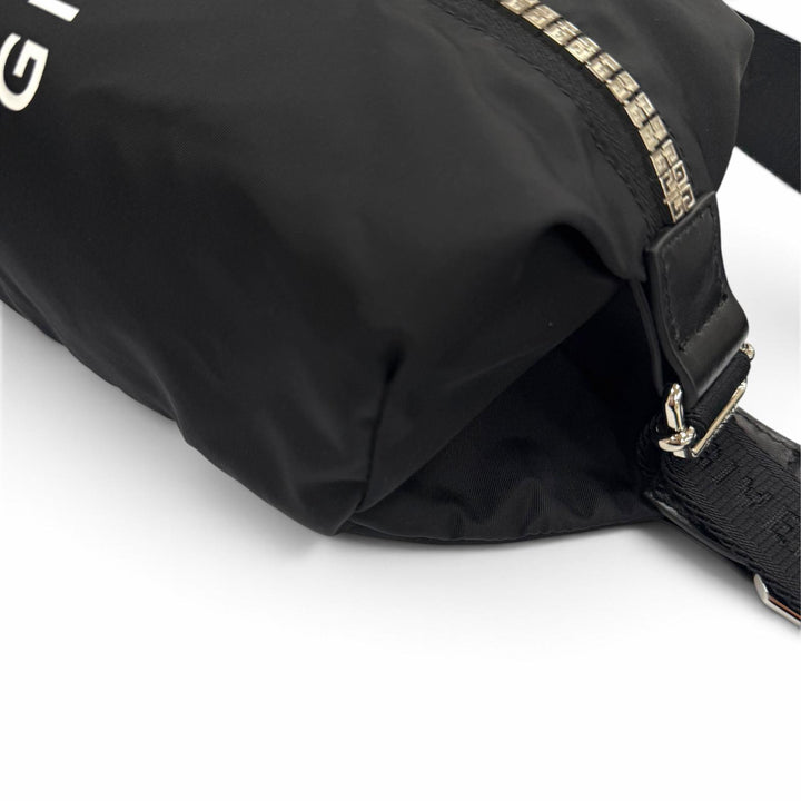 Excellent GIVENCHY Sling bag Logo 4G Zip black Nylon mens BKU038K1JE