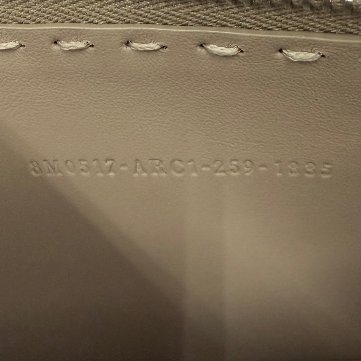 Pristine FENDI Purse Logo Metal Selleria Peekaboo Zip-Around Leather 8M0517