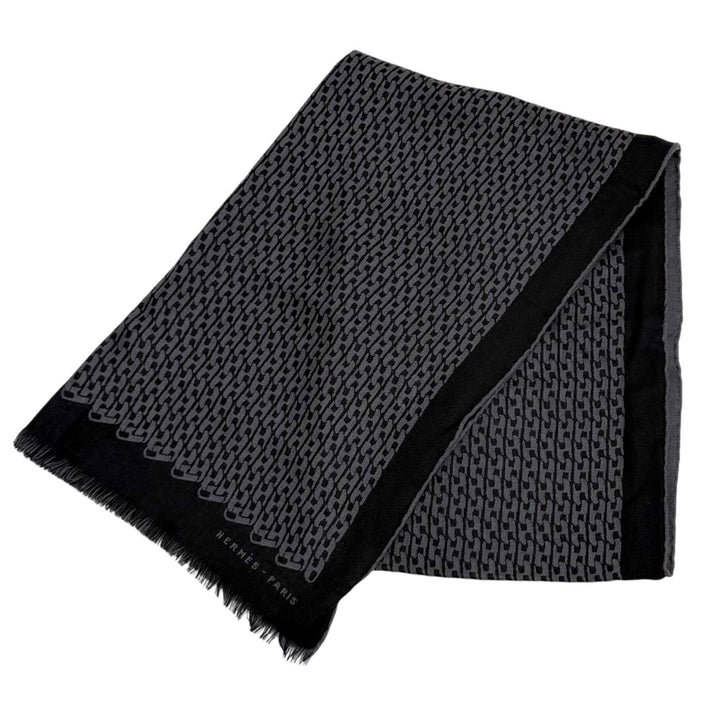 Excellent HERMES Stall Logo-emblazoned Chain Pattern with fringe black cashmere