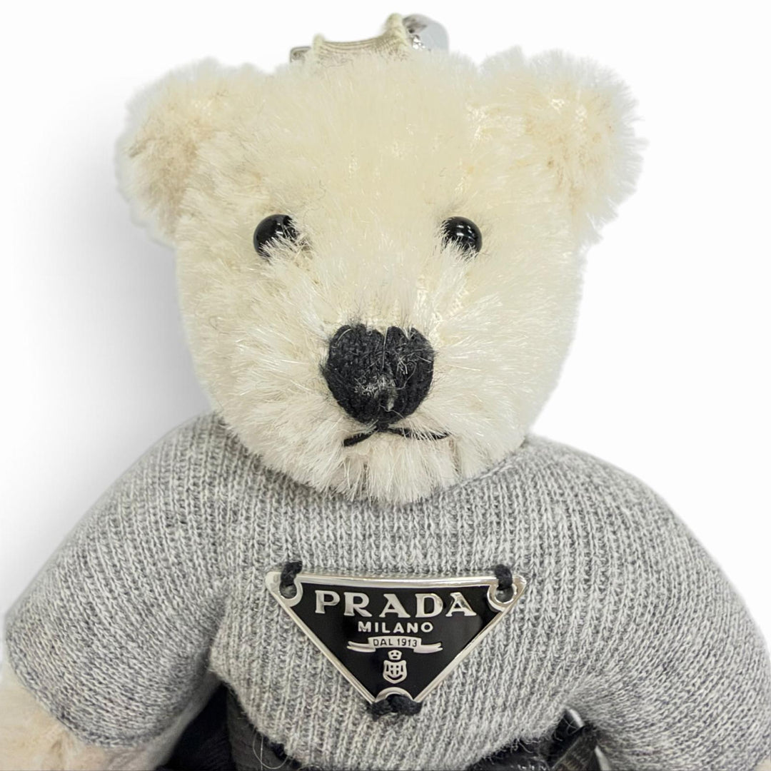 Great PRADA key ring Metal Ring Teddy Key Chain Charm Triangle Logo white 2TO051