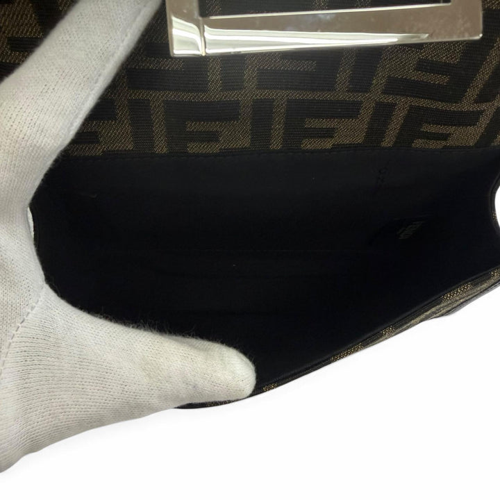 Great FENDI Shoulder Bag Zucca Pattern Double Baguette Brown canvas mens 7VA649