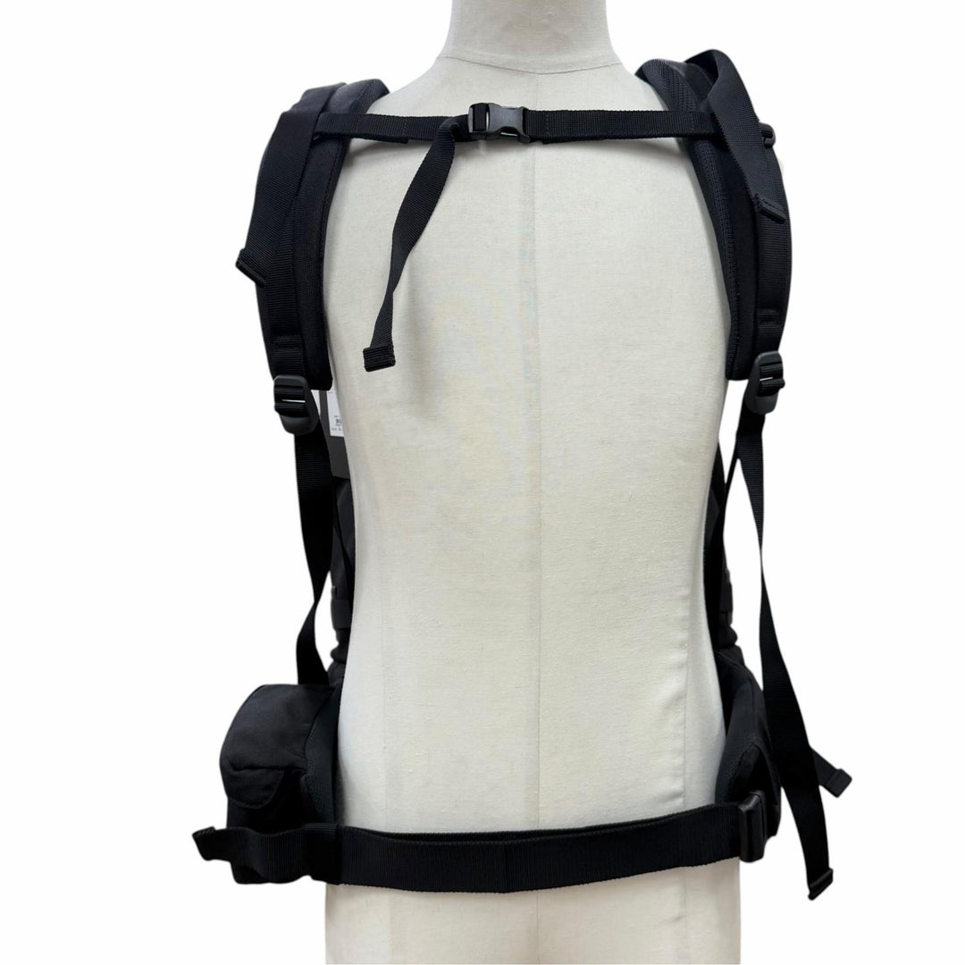 Great MONCLER HYKE Backpack Daypack Leather-trimmed large size. 5A00001 M2533