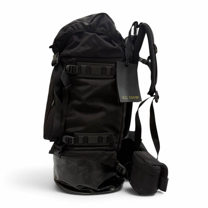 Great MONCLER HYKE Backpack Daypack Leather-trimmed large size. 5A00001 M2533