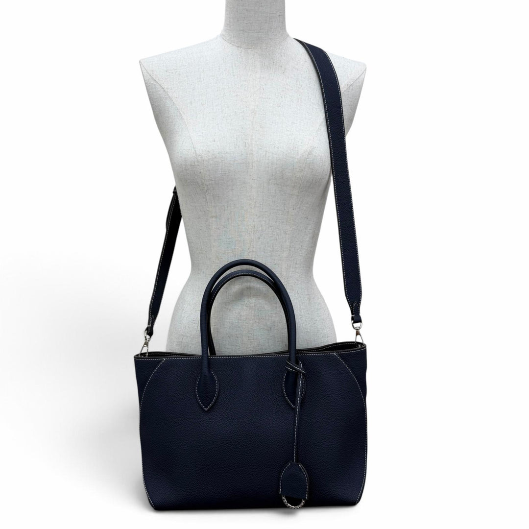 Great BONAVENTURA Tote Bag Mia 27 2WAYShoulder Bag Navy shrink leather Women