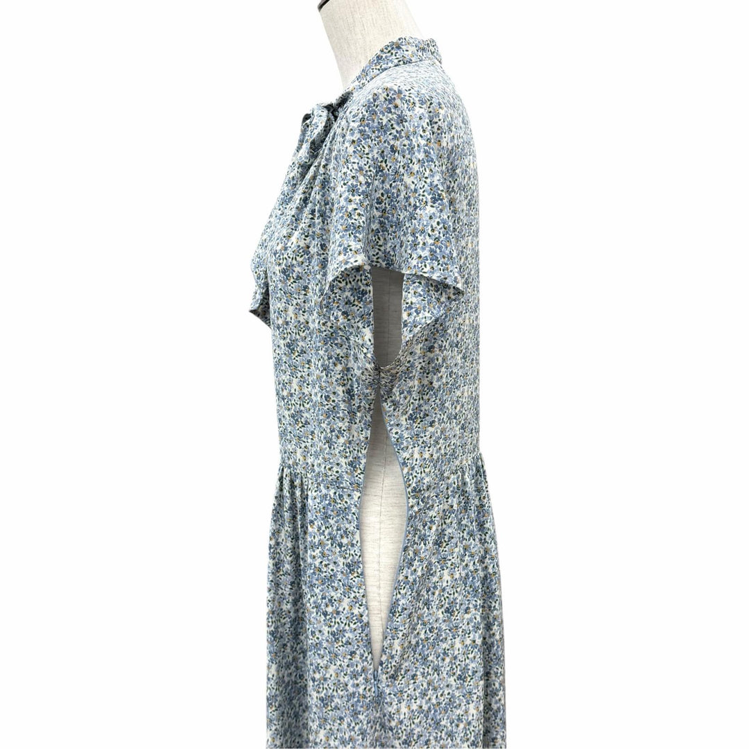 Great CELINE one piece Triomphe Button Bow Tie Floral Pattern silk 38 2R47B307O