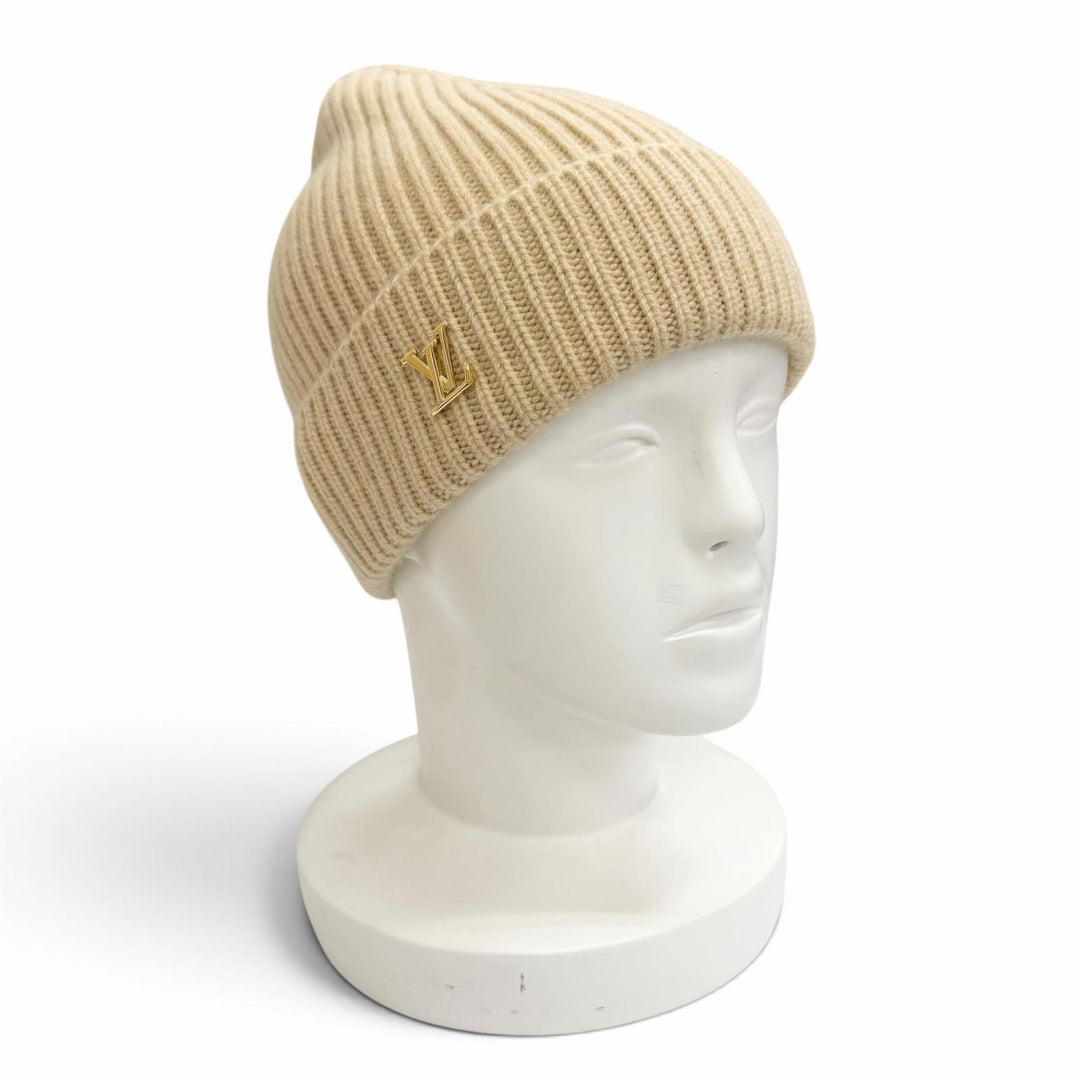 Excellent LOUIS VUITTON Knit cap Beanie LV Spark Knit hat beige cashmere M77881