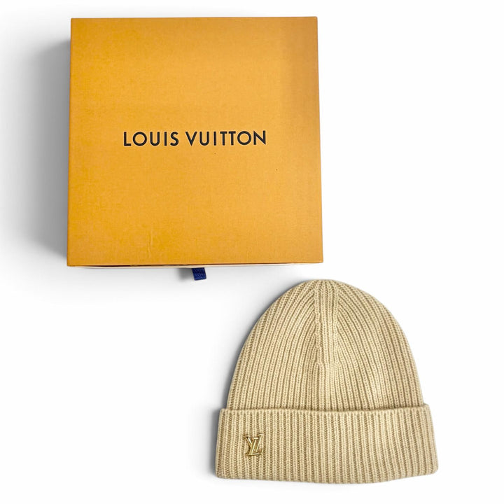 Excellent LOUIS VUITTON Knit cap Beanie LV Spark Knit hat beige cashmere M77881