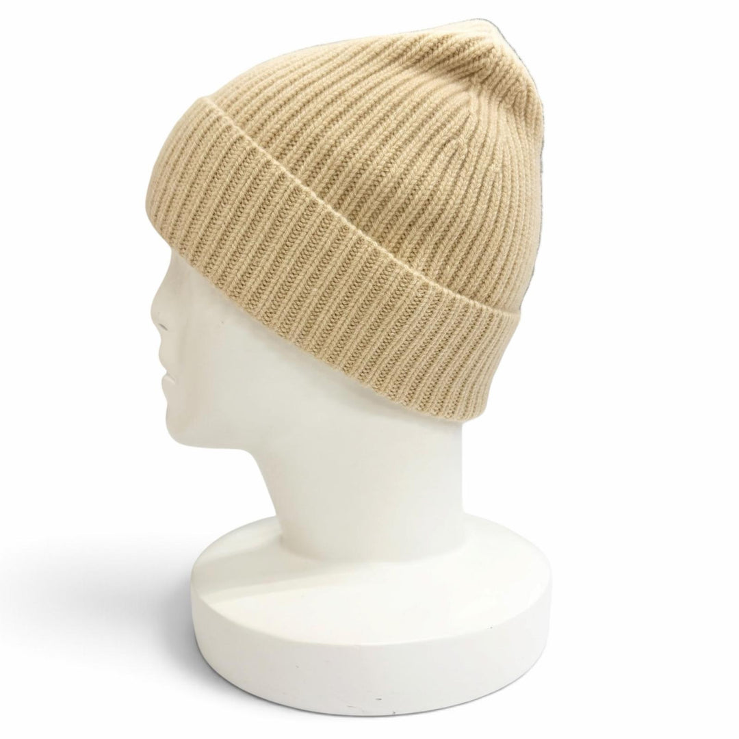 Excellent LOUIS VUITTON Knit cap Beanie LV Spark Knit hat beige cashmere M77881