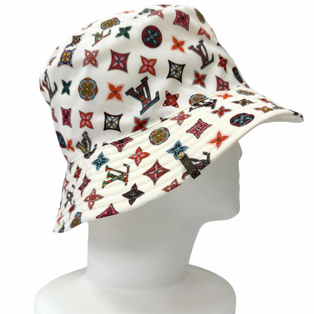 Great LOUIS VUITTON hat Bob Lovelygram white Nylon mens