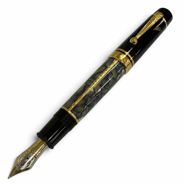 Great MONTBLANC fountain pen Author Series 1996 Alexandre Dumas