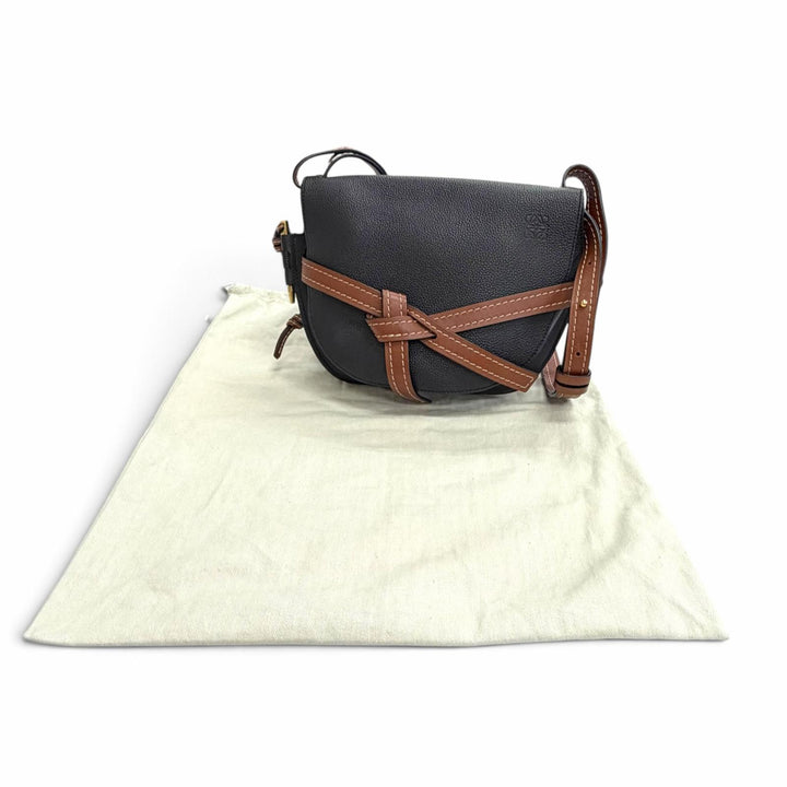 Excellent LOEWE Shoulder Bag GATE BAG Anagram Leather Crossbody black Women