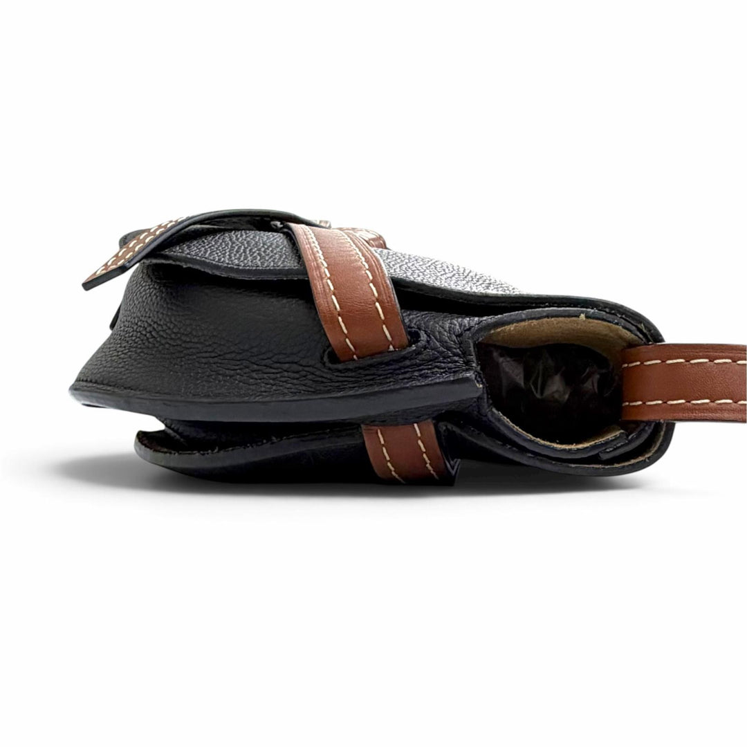 Excellent LOEWE Shoulder Bag GATE BAG Anagram Leather Crossbody black Women