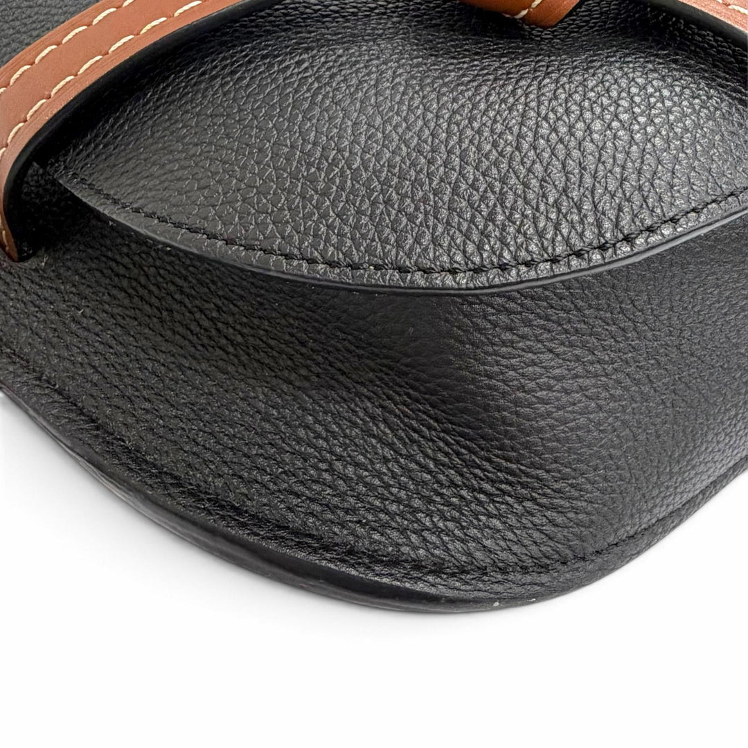 Excellent LOEWE Shoulder Bag GATE BAG Anagram Leather Crossbody black Women