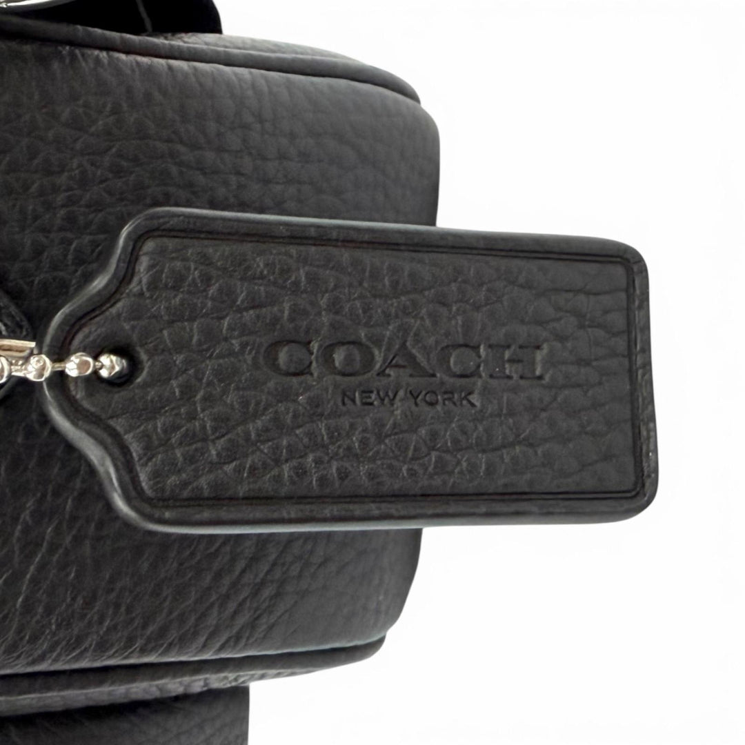 Pristine COACH Elias Refined Pebble Leather Cross Sling Bag Camera Bag CJ509
