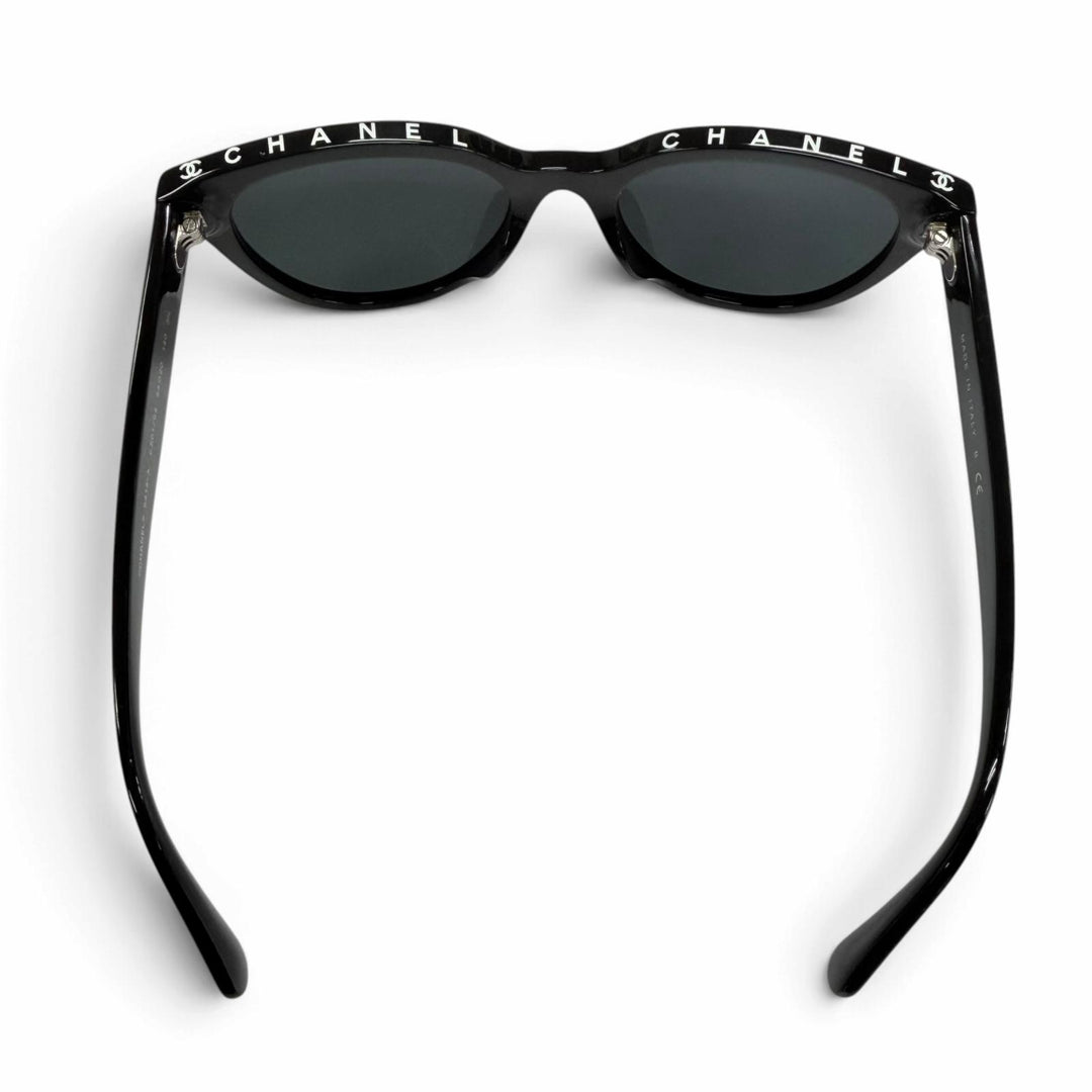 Excellent CHANEL sunglasses Logo COCO Mark black Women 5414-A