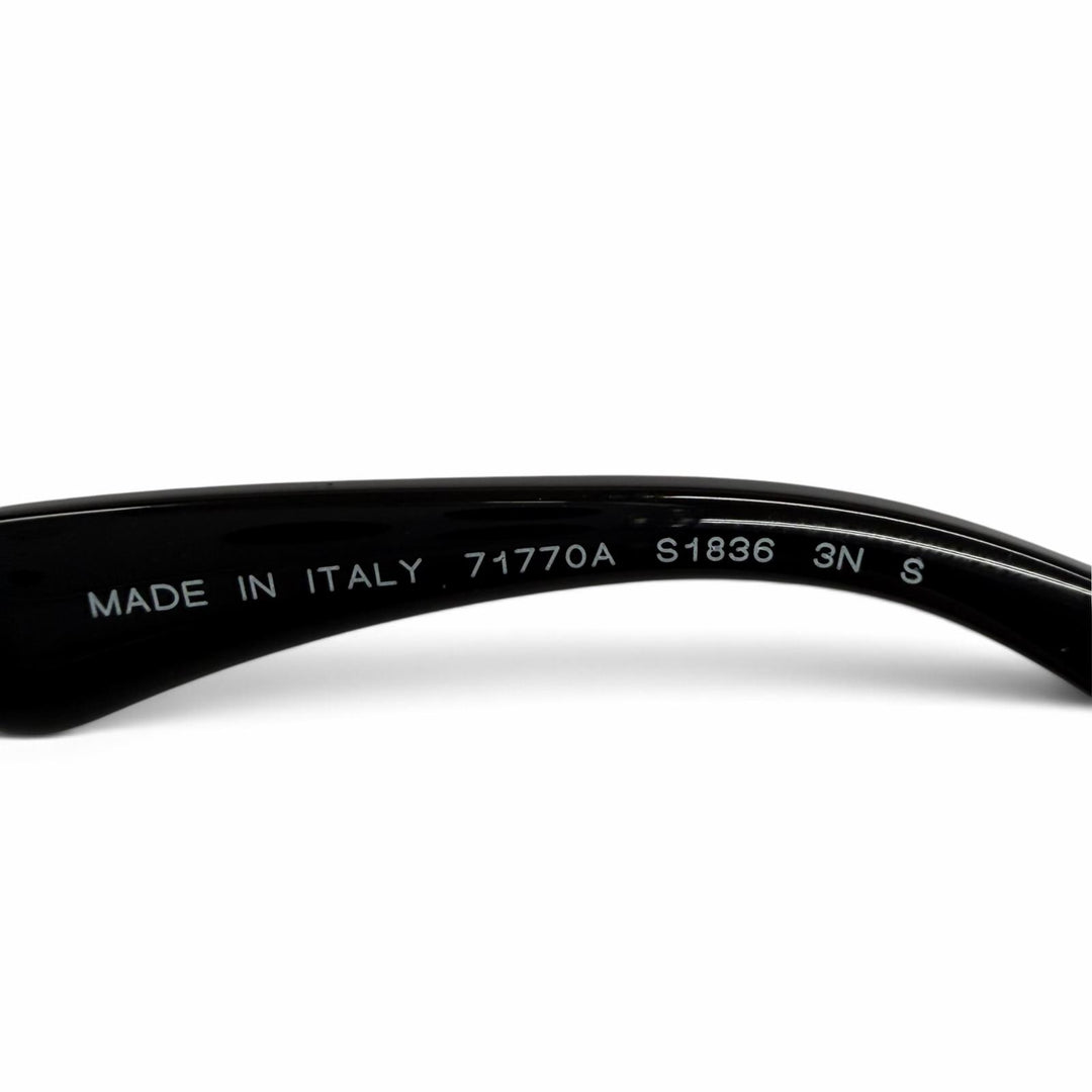 Excellent CHANEL Butterfly Shape Sunglasses Current product COCO Mark 26C A71770