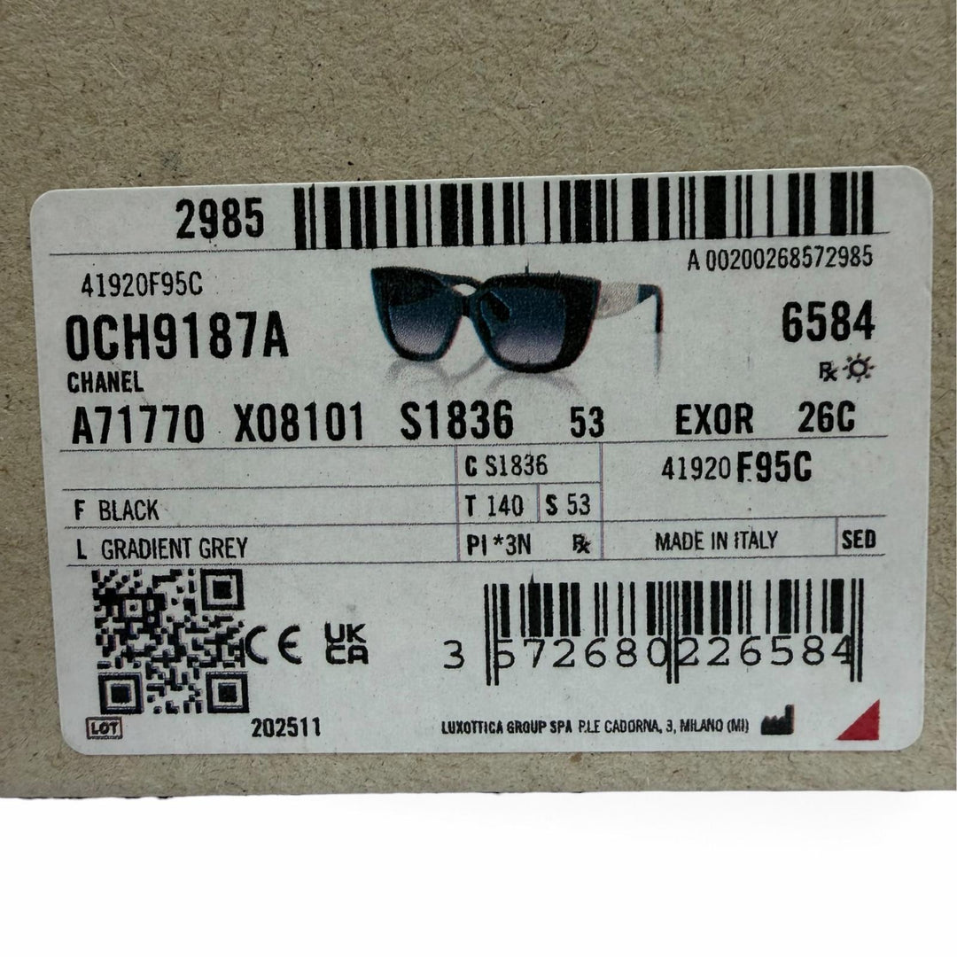Excellent CHANEL Butterfly Shape Sunglasses Current product COCO Mark 26C A71770