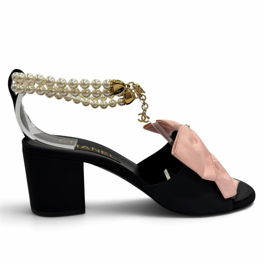 Great CHANEL Sandals COCO Mark Rhinestone Eco Pearl Chain black 35 G45813