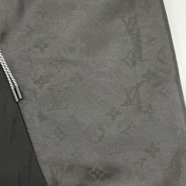 Great LOUIS VUITTON Nylon jacket Monogram Hooded black Nylon Women IT 42