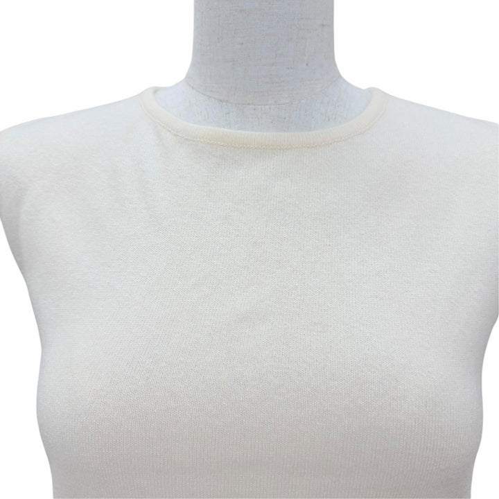 Pristine CHANEL knit COCO Mark Button Sleeveless Ivory cashmere 38 02A P19859