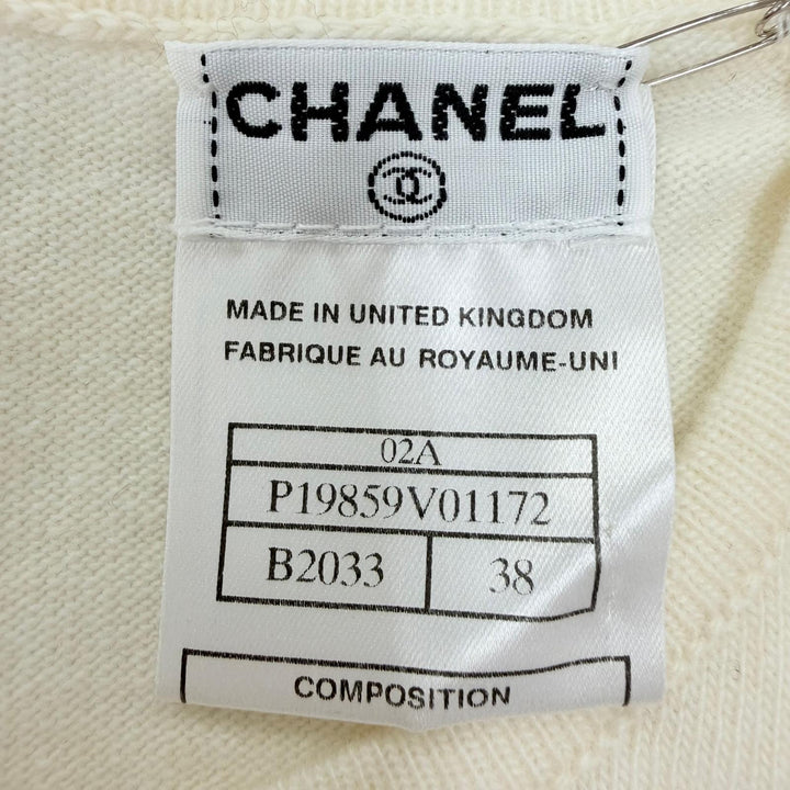 Pristine CHANEL knit COCO Mark Button Sleeveless Ivory cashmere 38 02A P19859