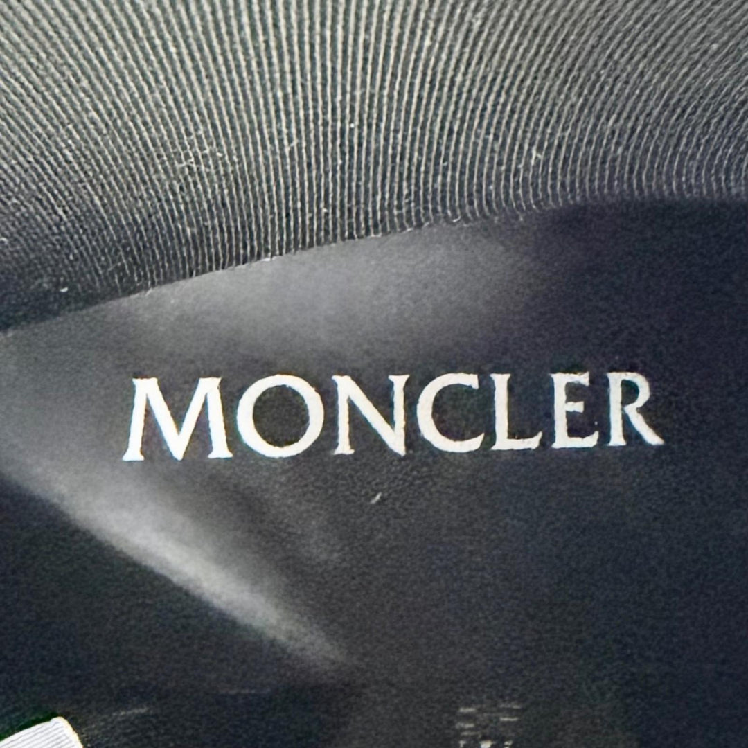 Pristine MONCLER LOFT GRIP Logo patch, side zipper, rubber rain boots, 41