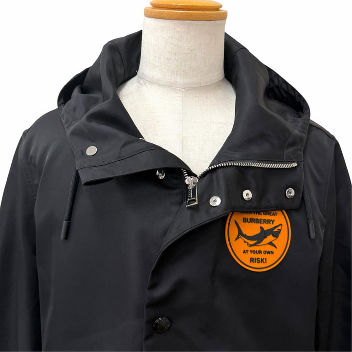 Great BURBERRY coat Logo rubber patch hooded jacket black