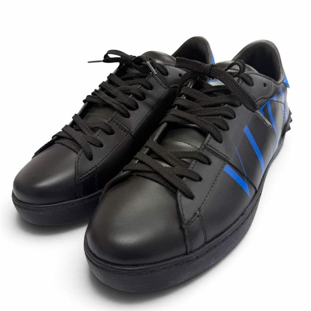 Excellent Valentino Garavani Low cut sneakers Lace up black leather mens IT 40
