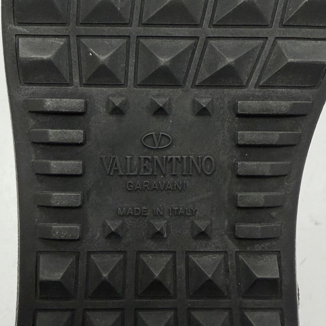 Excellent Valentino Garavani Low cut sneakers Lace up black leather mens IT 40
