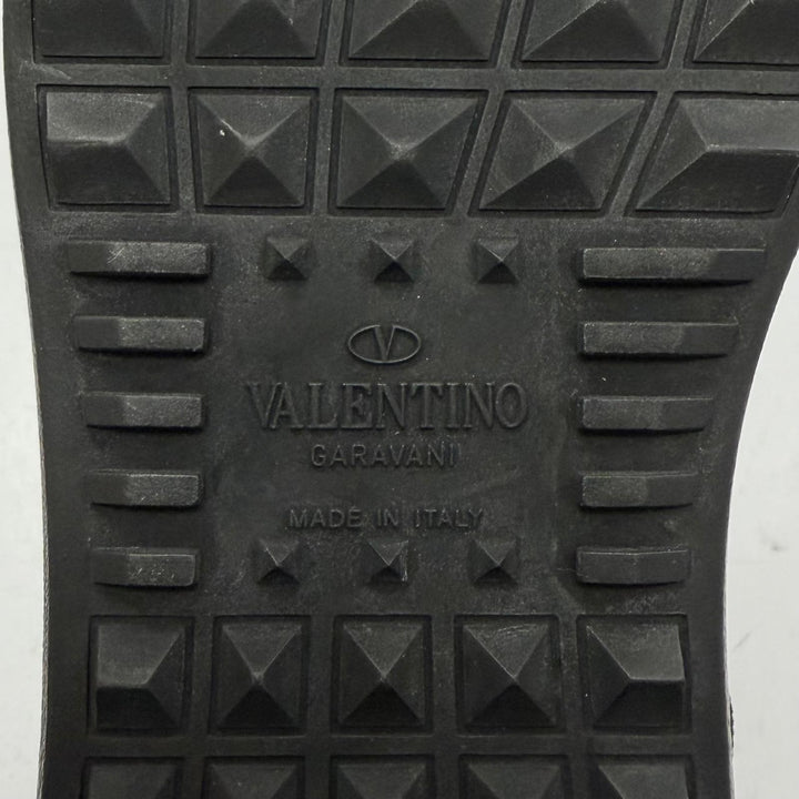 Excellent Valentino Garavani Low cut sneakers Lace up black leather mens IT 40