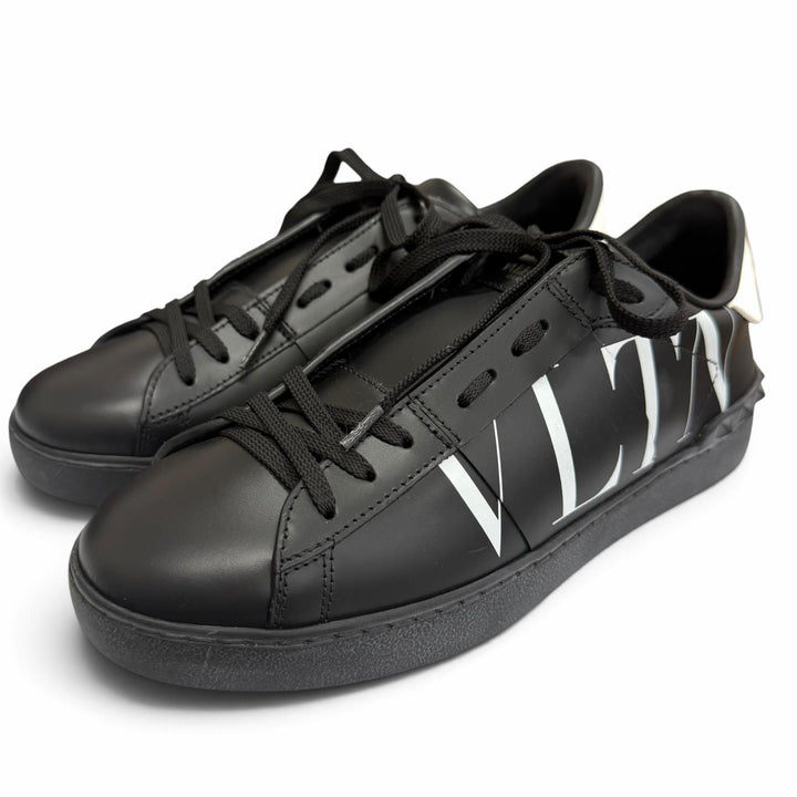 Excellent Valentino Garavani Low cut sneakers VLTN logo black leather mens IT 40