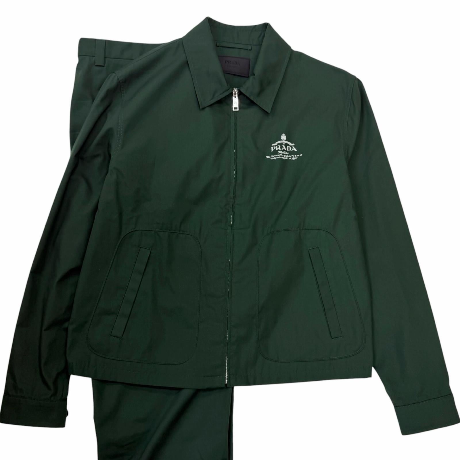 Great PRADA two-piece set Blouson jacket and trousers green – caro