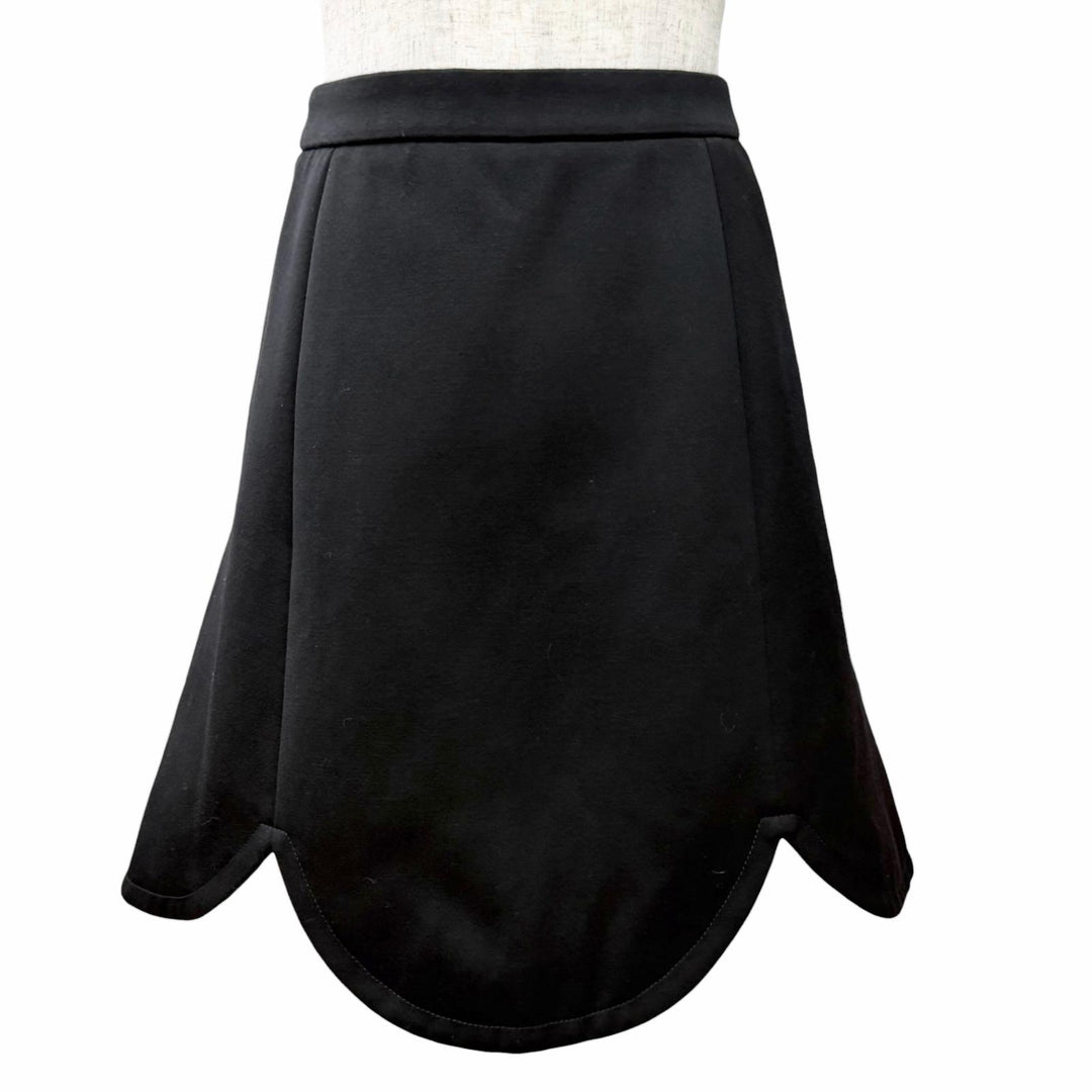 Pristine LOUIS VUITTON flare skirt shorts monogram lining and scalloped hem 34