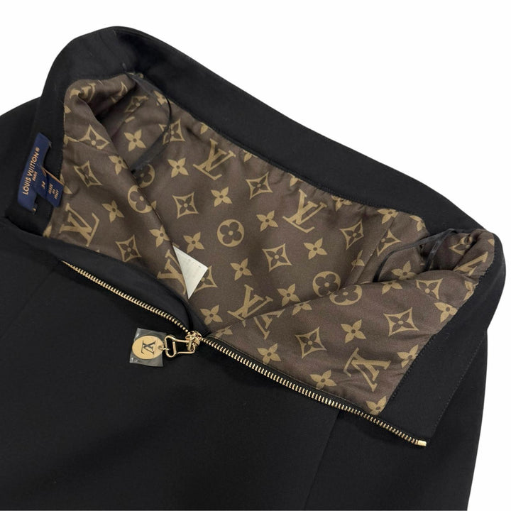 Pristine LOUIS VUITTON flare skirt shorts monogram lining and scalloped hem 34