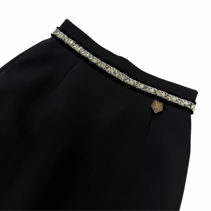 Pristine LOUIS VUITTON Tight Skirt Bead and rhinestone decoration black wool 36