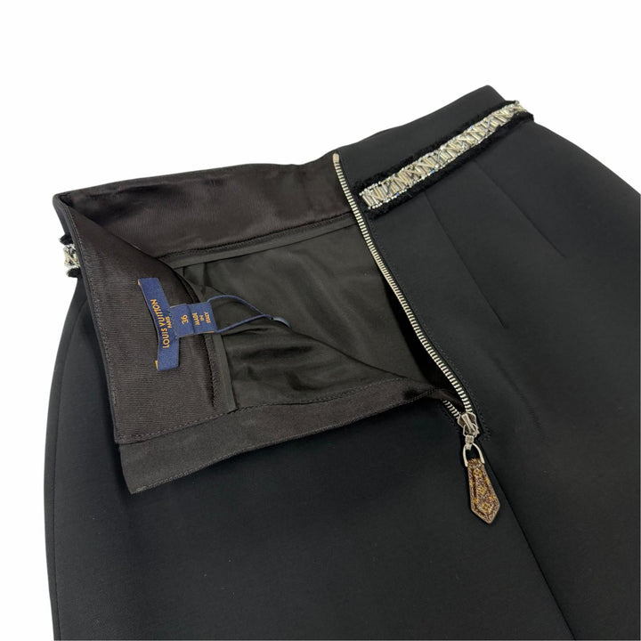 Pristine LOUIS VUITTON Tight Skirt Bead and rhinestone decoration black wool 36