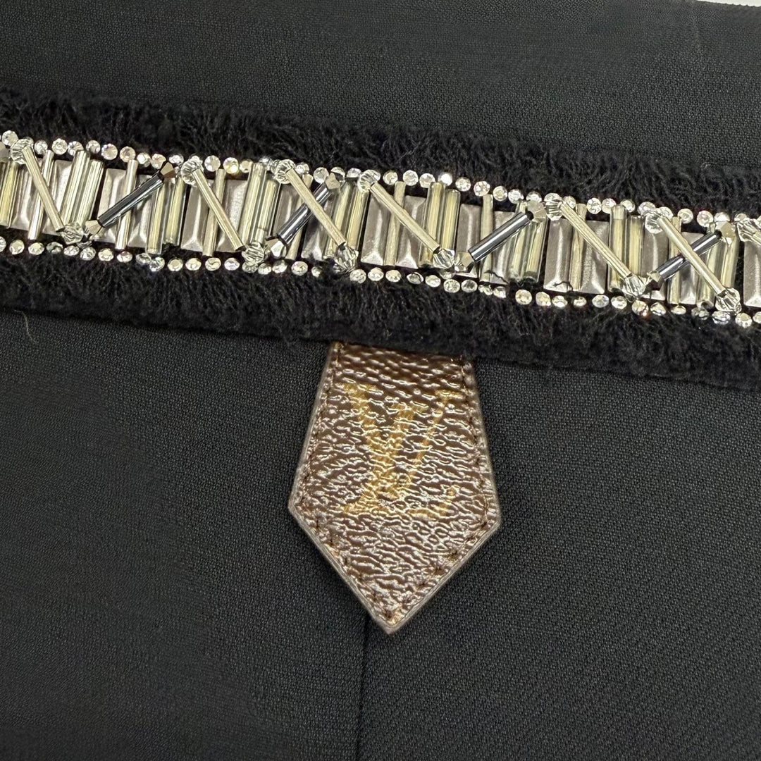 Pristine LOUIS VUITTON Tight Skirt Bead and rhinestone decoration black wool 36