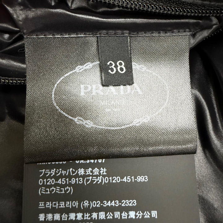 Excellent PRADA Down jacket Triangle Logo Cropped 2-Way Vest black 38 291805