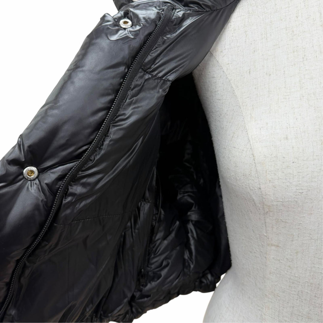 Excellent PRADA Down jacket Triangle Logo Cropped 2-Way Vest black 38 291805