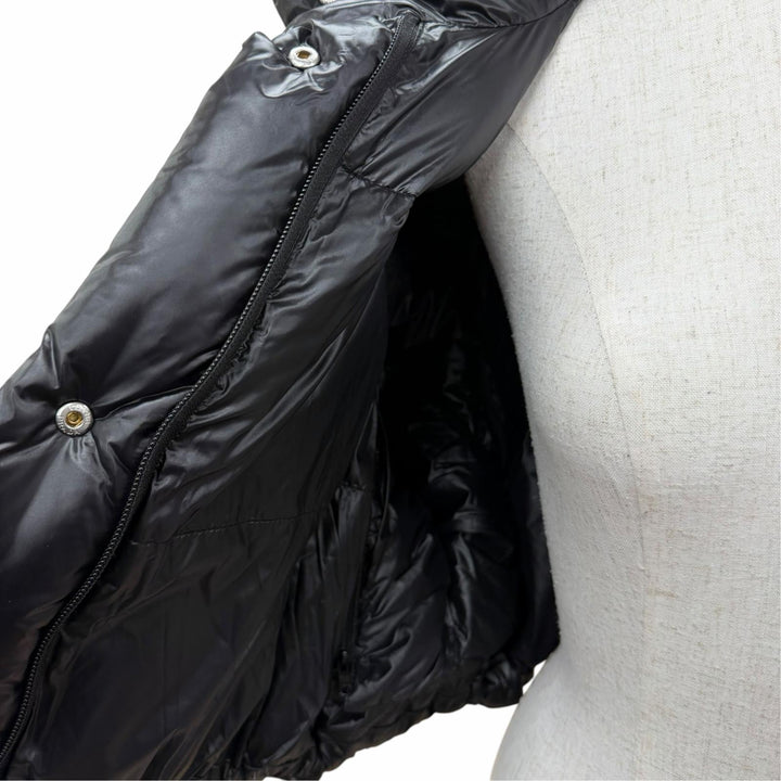 Excellent PRADA Down jacket Triangle Logo Cropped 2-Way Vest black 38 291805