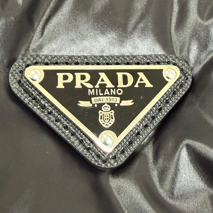 Excellent PRADA Down jacket Triangle Logo Cropped 2-Way Vest black 38 291805
