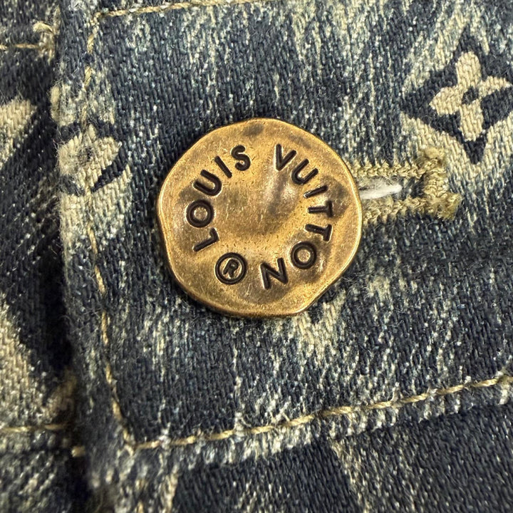 Excellent LOUIS VUITTON Denim pants Monogram tailored button fly Indigo mens 28
