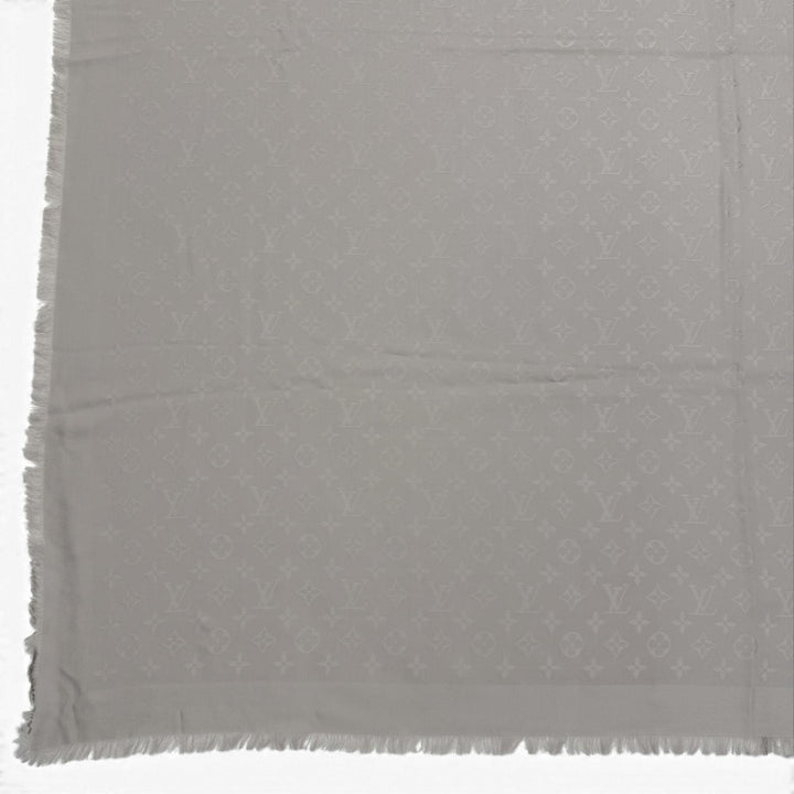 Excellent LOUIS VUITTON Stall Monogram fringed large shawl Gurege silk M71336
